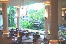 [Dusit Thani Foyer PIC]