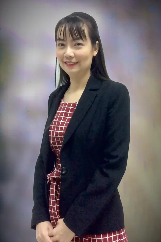 รูปโปรไฟล์ของ ผศ.ดร. เพ็ชรัตน์ สุริยะไชย